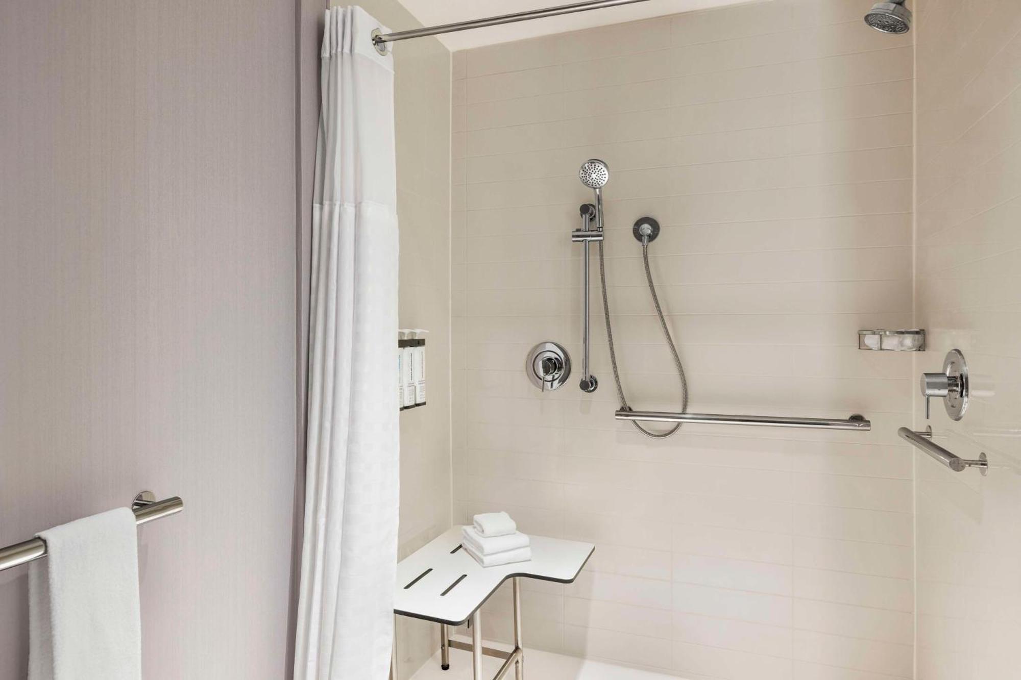 Hyatt Place Polaris Hotel